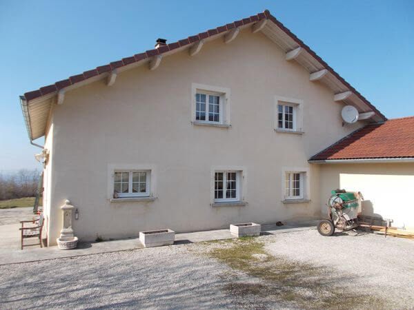 Rénovation d'une maison avec volets battants en Aluminium isolé - AVANT